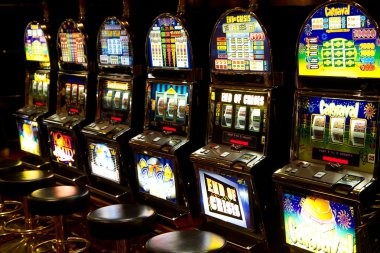 Live roulette wheel and dealer interface on dewanaga jp platform